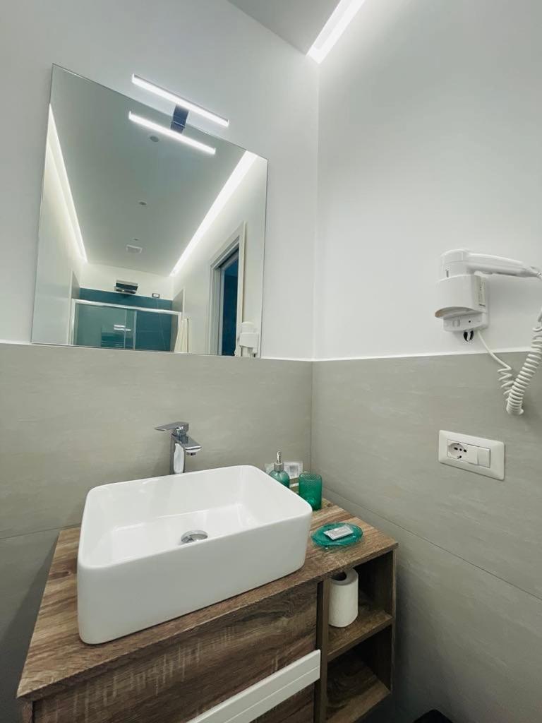 Kalo Rooms โตรเปอา ภายนอก รูปภาพ